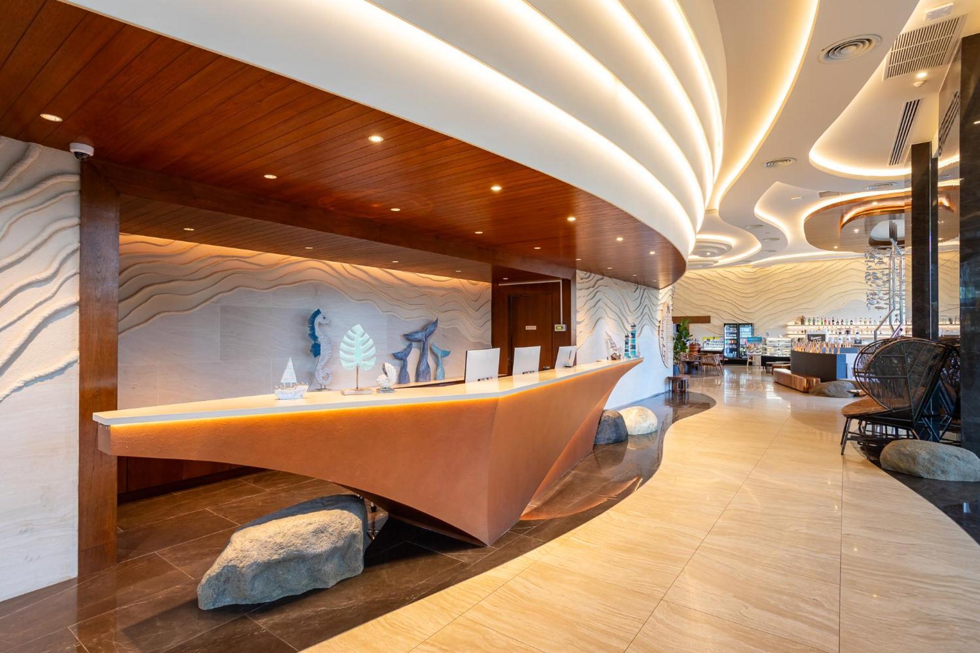 The Marin Phuket Strand Kamala Exterior foto